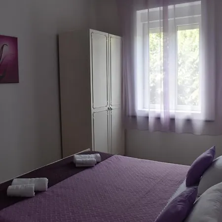 Riviera Apartament *