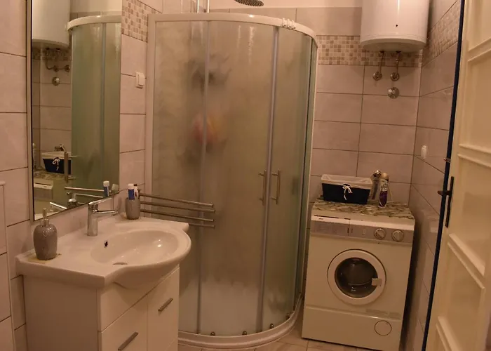 Riviera アパート プーラ