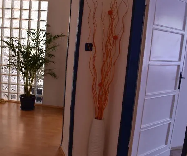 アパート Riviera プーラ